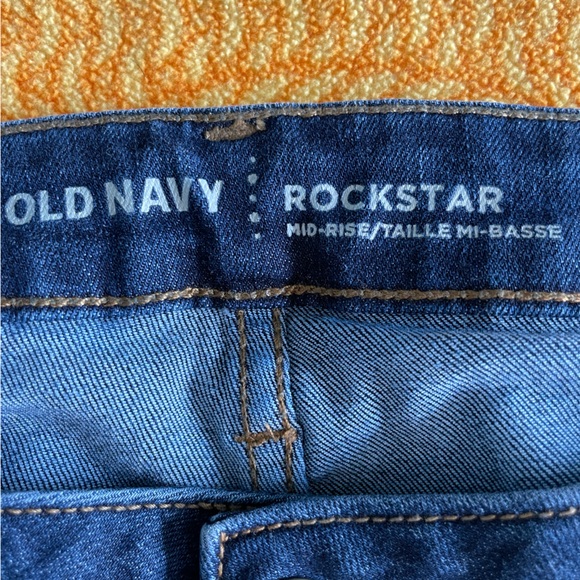 Old Navy Rockstar Jeans size 12 - Picture 3 of 4